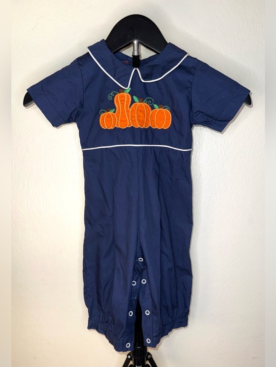 Lil Cactus Other - Lil Cactus navy blue romper with pumpkin appliqué, size 12-18 mos